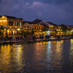Les bords de rivières illuminés (Hoi An)