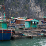 Village de pêcheurs dans la Baie de Lan Ha