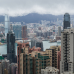 Vue sur la baie de Hong Kong et ses buildings