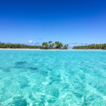 Robinson Crusoé n'a qu'à bien se tenir ! (Fakarava)
