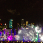 Spectacle de fontaines en sons et lumières sur Marina Bay