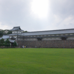 La grande esplanade du grand château de Kanazawa