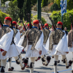Relève de la garde devant le Parlement, Athènes