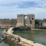 Les remparts du chateau de Methoni