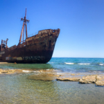 Dimitrios VS Sky (plage de Valtaki)