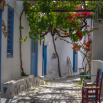 Ruelle ombragée à Chora (Amorgos)